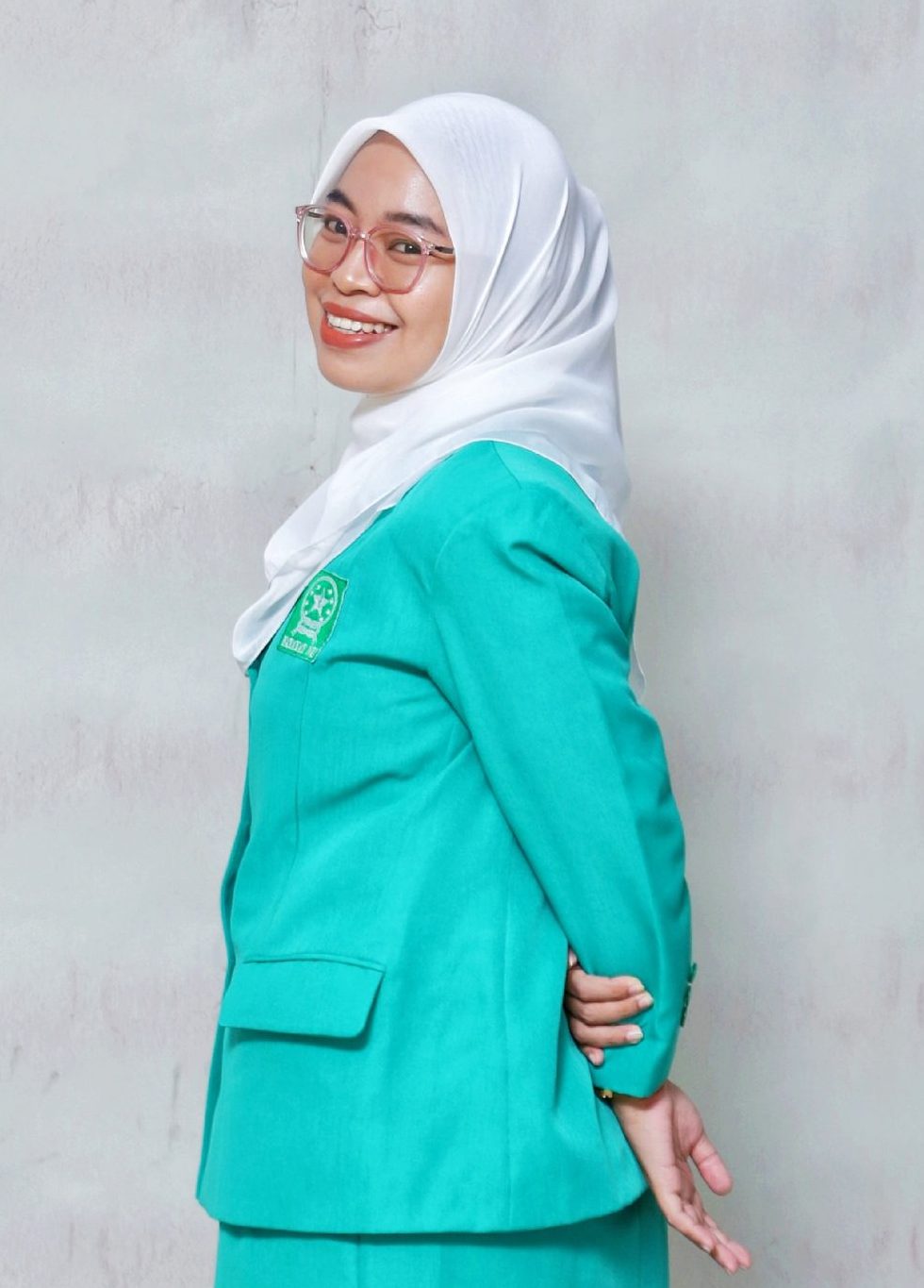 KEPINTARAN PEREMPUAN DALAM ISLAM: ANUGERAH, BUKAN BENCANA